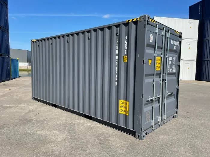 Container high cube 20 piedi | altezza superiore (+30 cm) 2 Container high cube 20 piedi | altezza superiore (+30 cm) - immagine 2